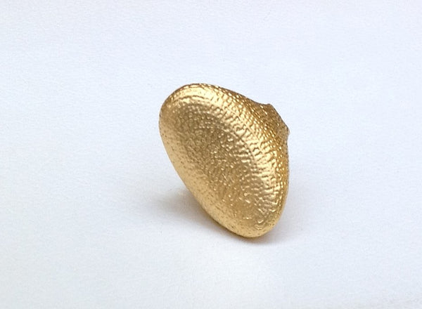 Clara-Oval Golden Statement Ring