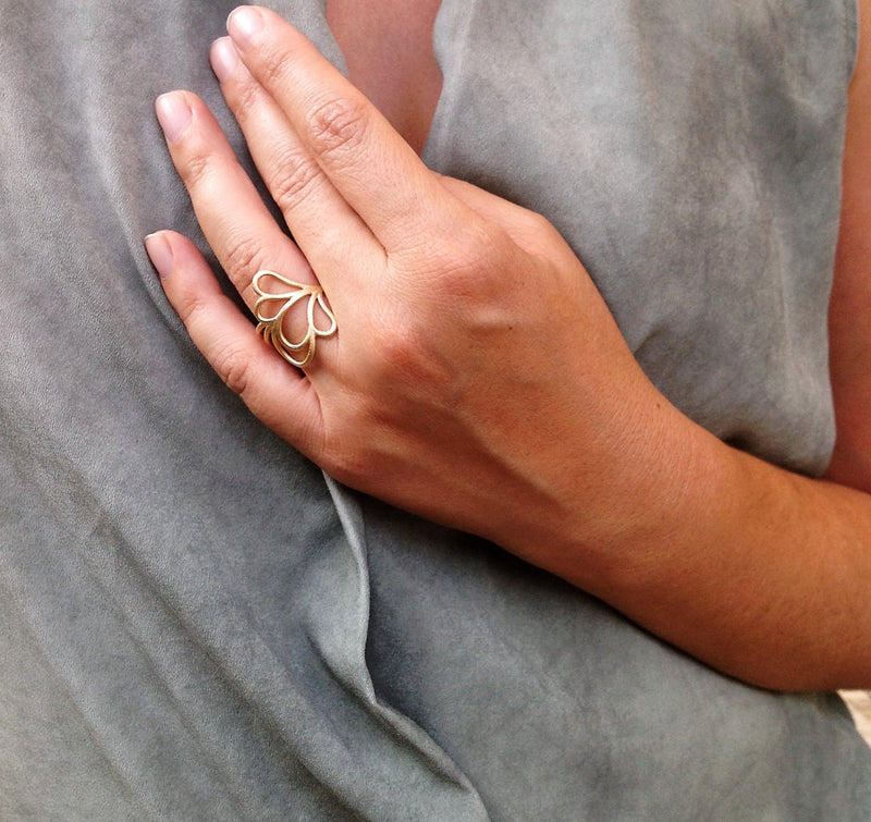 Lola- Delicate Floral Geometric Ring