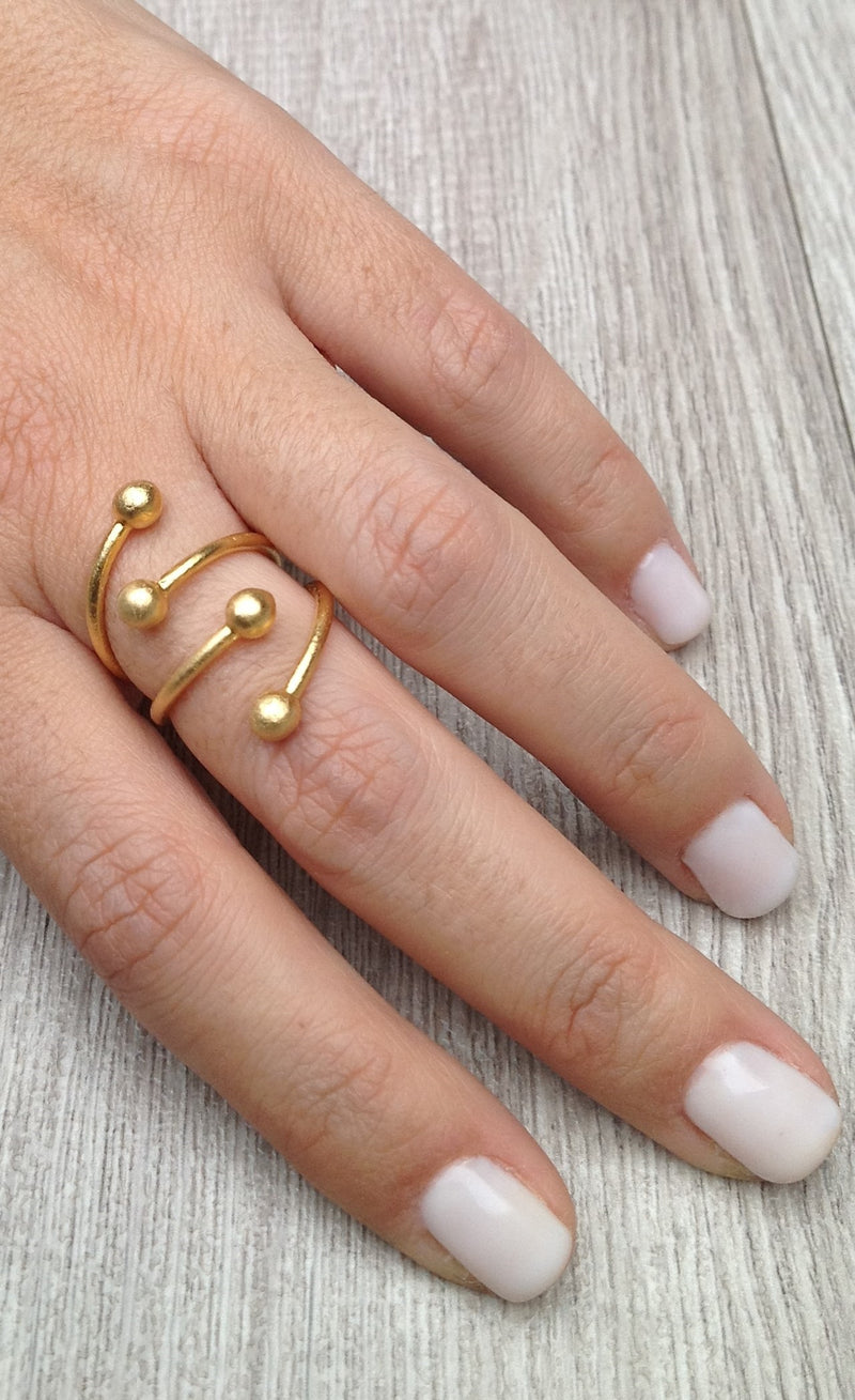 Bennettito- Delicate Bubble Statement Ring